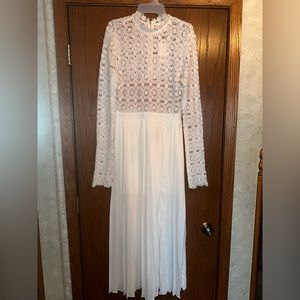 White dress, size Medium. NWT.